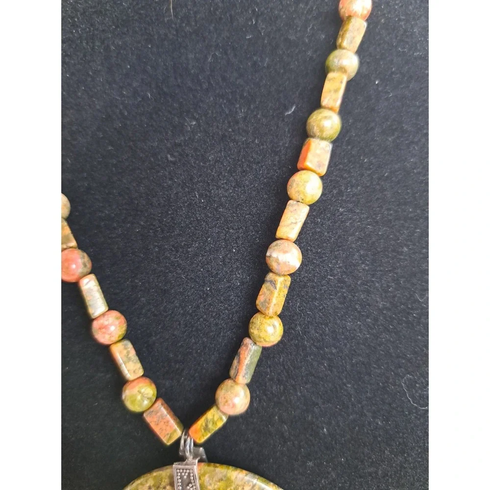 Gemstone Fashion Jewelry Beaded Necklace Natural Unakite With Pendant Silky Cord